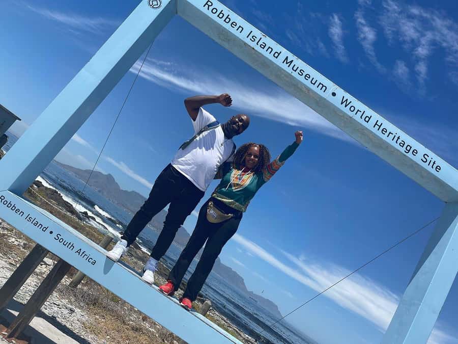 Private Full Day Tour to Robben Island and Table Mountain - City orientation from the start, then lunch on your own