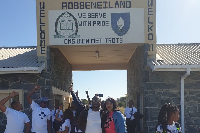 Private Full Day Tour to Robben Island and Table Mountain - Private comfort in Cape Town: pickup, headsets, and a clear flow