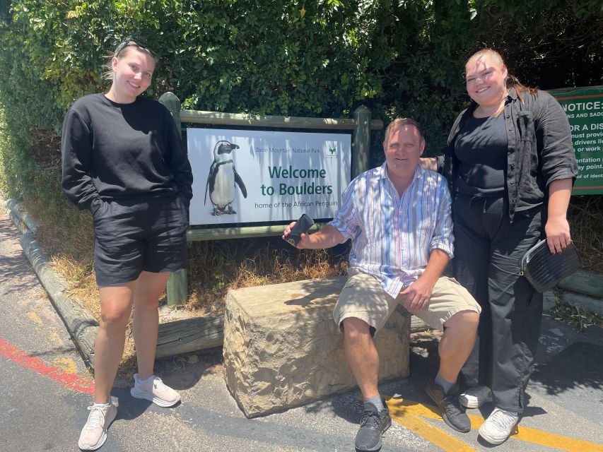 Private Tour:Cape of Good Hop>Chapman’s >Penguin>Seal island - Boulders Beach Penguin Colony: Seeing African Penguins Close-Up