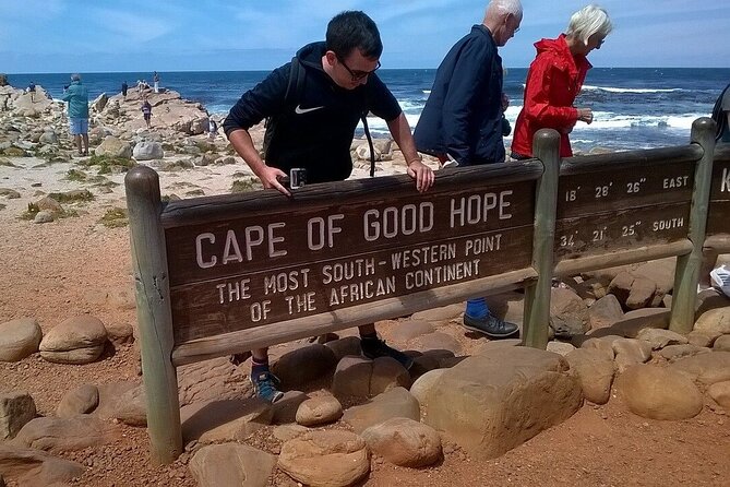 Private Tour: Cape of Good Hope, Cape point and Boulders Beach - Bo-Kaap First Stop: Color, Streets, and Quick Context