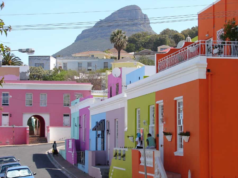 Private Tour: Table Mountain, Penguins Colony & Cape Of Good - The Bo-Kaap Colorful House Stop: A Cultural Pause Between Coast and City