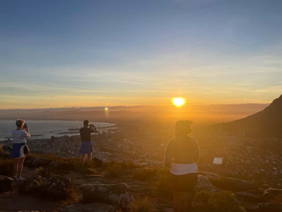 Privately Guided Sunset/Sunrise Hike Lions Head, (Pickup) - Why Lion’s Head Is a Cape Town Classic for Sunrise and Sunset