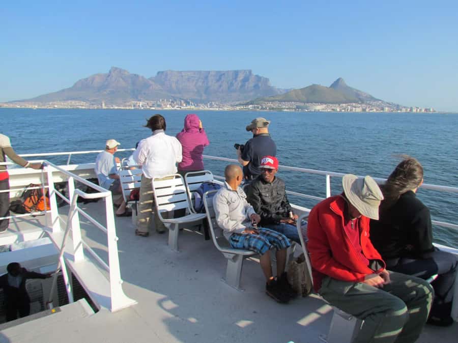 ROBBEN ISLAND MUSEUM TOUR, WITH OPTIONAL LAST MINUTE TICKETS - The Ferry Ride Part You Cannot Ignore