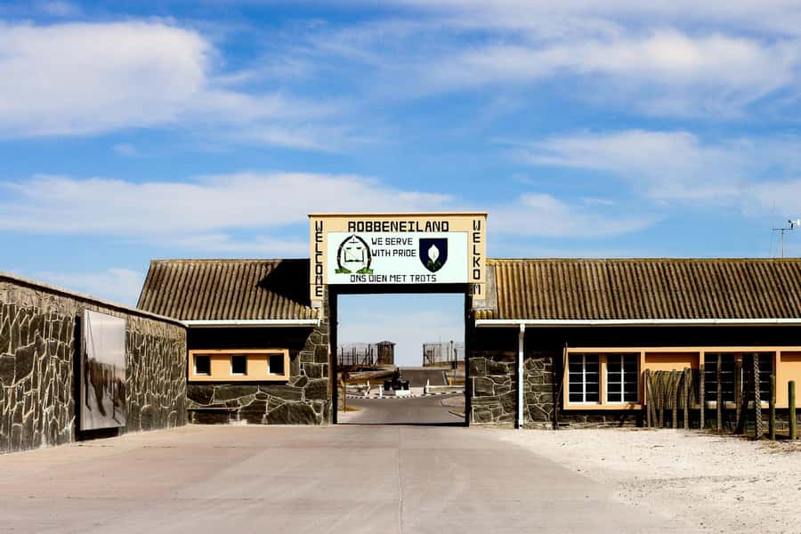 ROBBEN ISLAND MUSEUM TOUR, WITH OPTIONAL LAST MINUTE TICKETS - Last-Minute Tickets: The 20 Percent Rule and the Voucher Trap