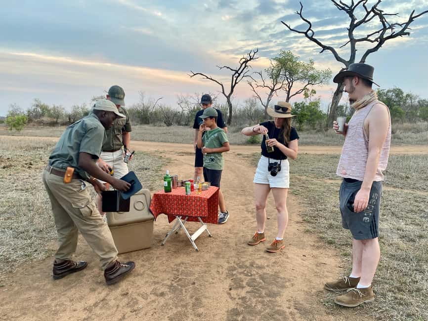Sabie Game Reserve: Sunset Safari with Sundowners - The 3-hour guided safari: off-road driving, Big Five scanning, and real chances