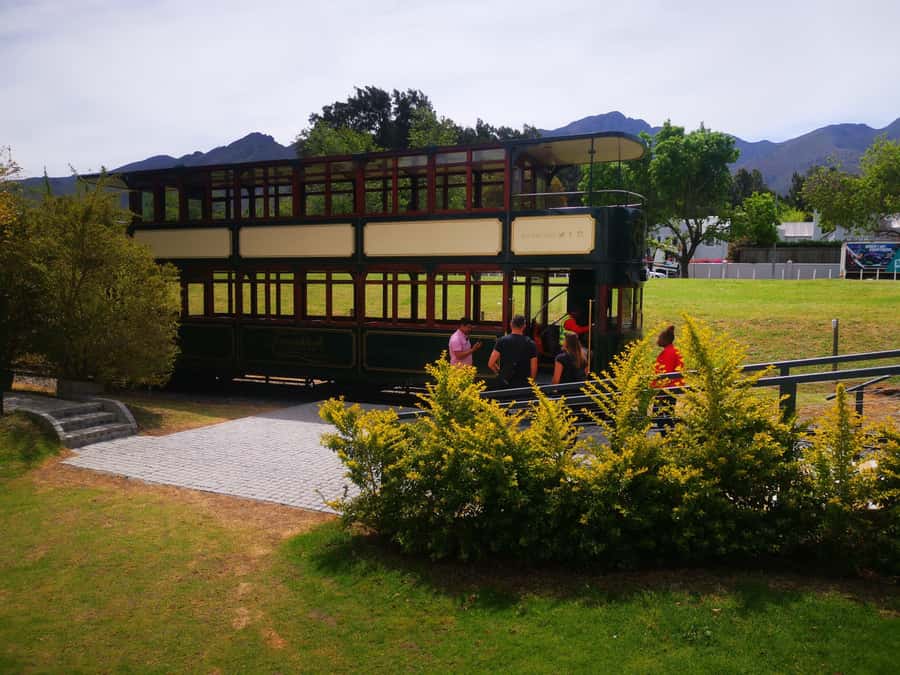 SCHEDULED FRANSCHHOEK WINE TRAM EXPERIENCE (by group size) - Key things that make this Franschhoek Wine Tram day work