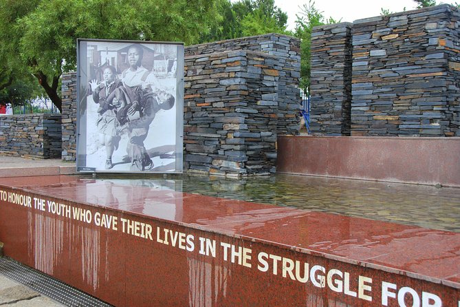Soweto & Apartheid Museum Tour - Vilakazi Street plus Orlando Power Station: seeing famous homes and local landmarks