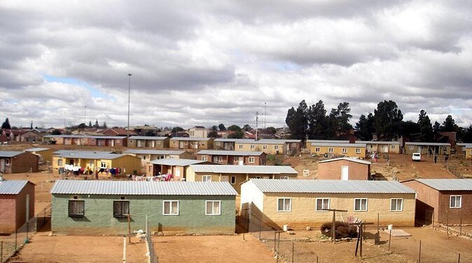 Soweto /Johannesburg and Apartheid Museum Guided Full Day Tour - Vilakazi Street, Nobel-linked walking time