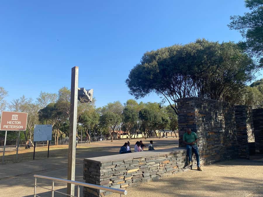 Soweto Township Tour - Guide Experiences: Shantel, Jason, and Why It Can Vary