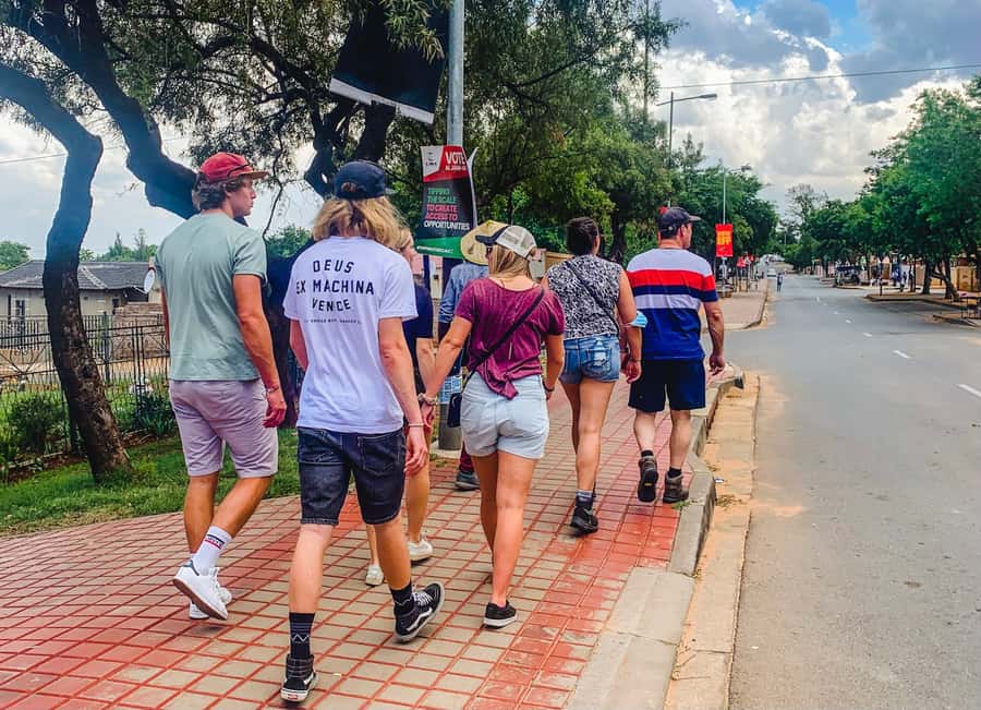Soweto: Walking Tour with a Local Guide and Lunch - Orlando East by minibus taxi and the Soweto Towers viewpoint