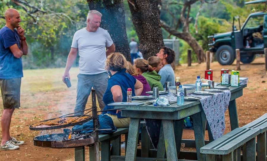 St Lucia: iSimangaliso Wetland Park: Full-Day/Half-Day Tour - Picnic lunch on the full-day option: simple, timed, and outdoorsy
