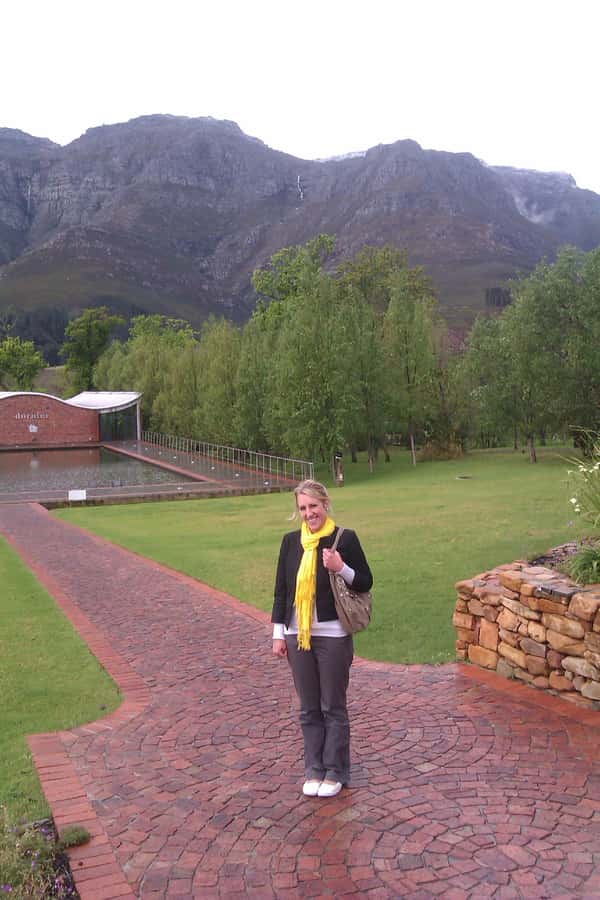 Stellenbosch: Daily Diffirent small group full day wine tour - Pickup, Van Time, and the Small-Group Comfort Factor
