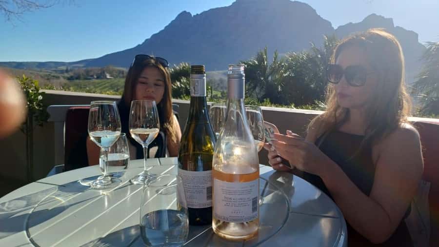 Stellenbosch, Franshoek ,Paarl Region (20 wine tastings) - A tight, scenic day from Cape Town through the Winelands