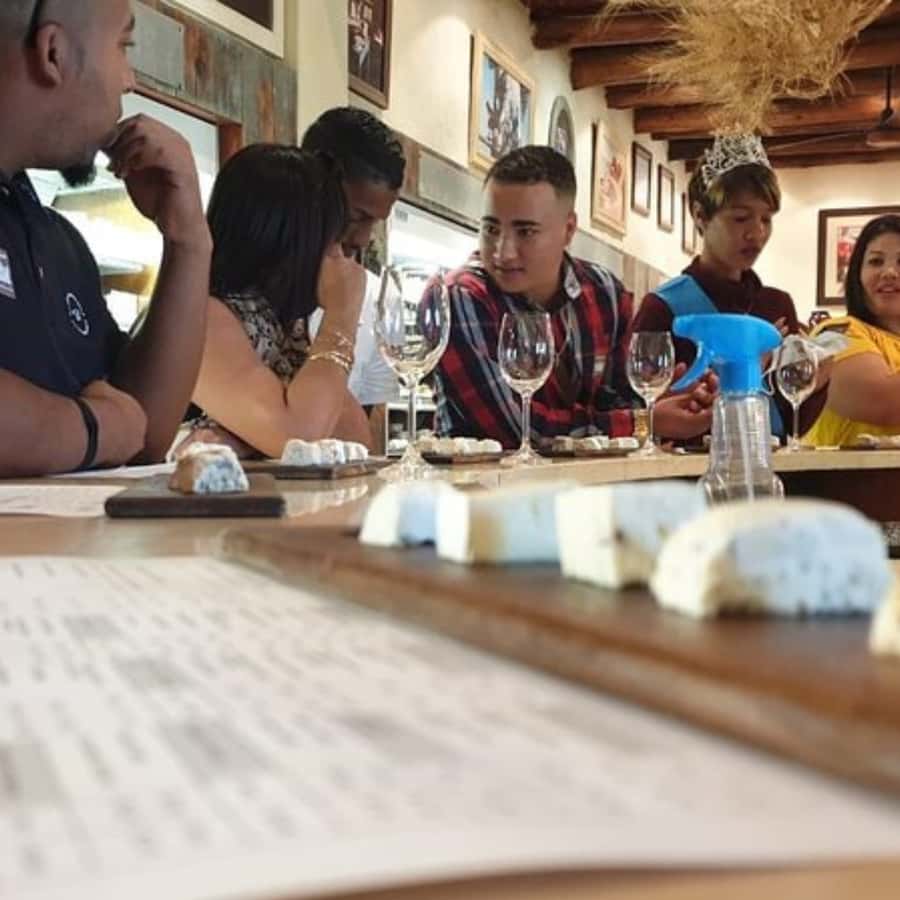 Stellenbosch: Half-Day Wine Tour - From Cape Town to Stellenbosch in about an hour