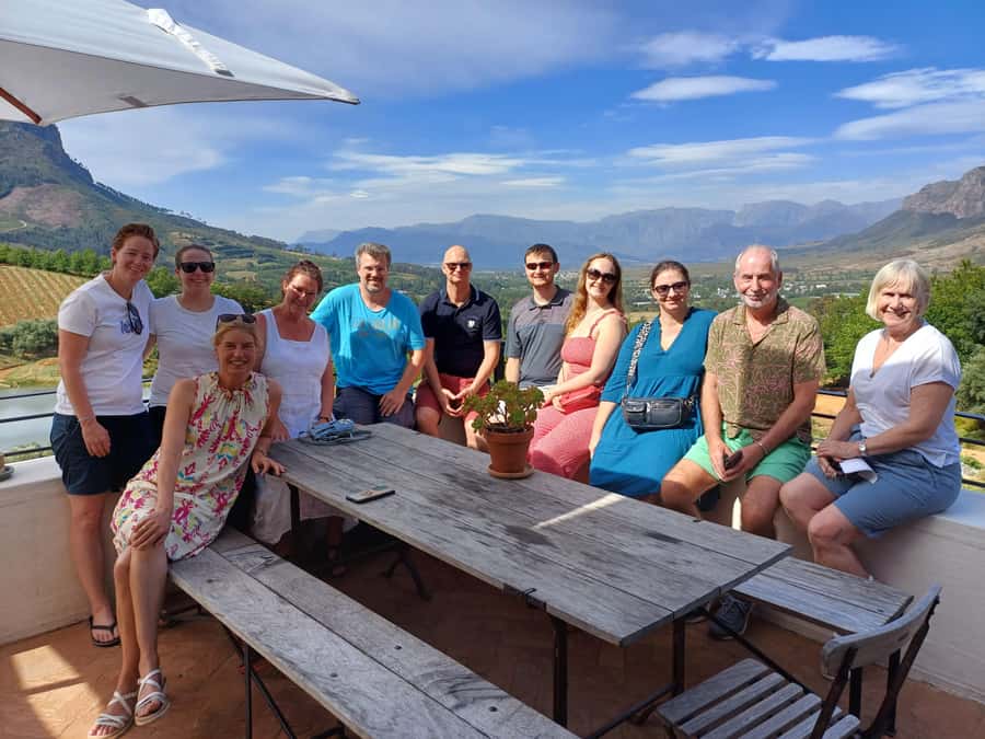 Stellenbosch wine tour, all inclusive of lunch and tastings. - Stellenbosch, packaged into an easy 8-hour winelands day