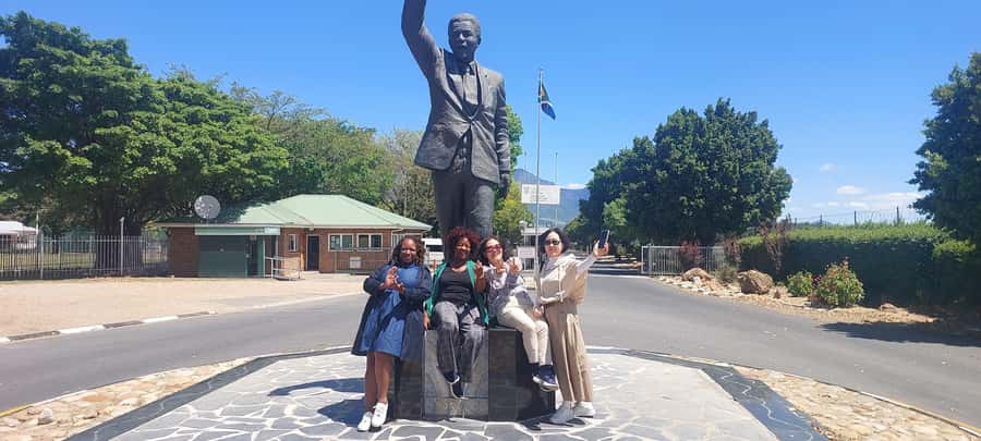 Table Mountain and Stellenbosch Wine tasting tour - Key highlights worth clocking