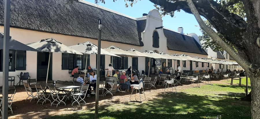 Table Mountain and Stellenbosch Wine tasting tour - Table Mountain by cable car: the view factor