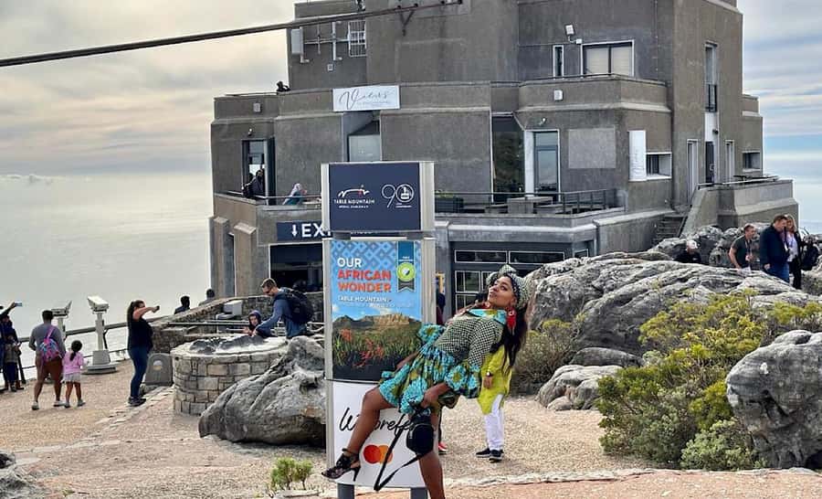 Table Mountain, Boulder's Penguins & Cape Point Private Tour - Price and logistics: what’s included, what you should expect to pay