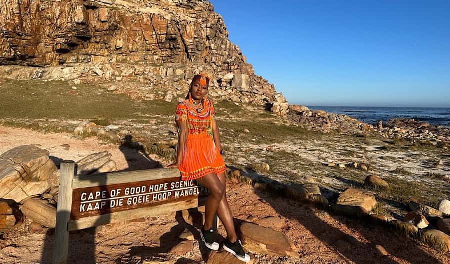 Table Mountain, Boulder's Penguins & Cape Point Private Tour - Atlantic Seaboard to Chapman’s Peak: where the road turns into a viewpoint