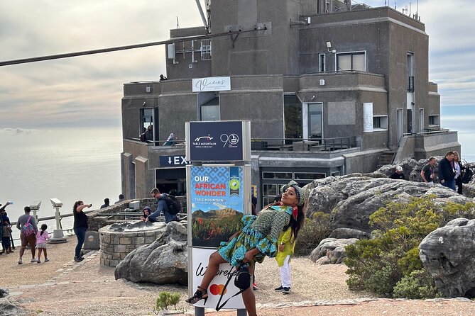Table Mountain, Boulder's Penguins & Cape Point Private Tour from Cape Town - Chapman’s Peak Drive: Why the Stops Matter More Than the Drive