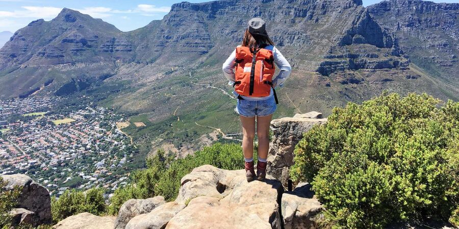 Table Mountain & Cape Town City Half Day Guided Tour - St George’s Mall and Greenmarket Square: Art Deco Streets to Market Noise