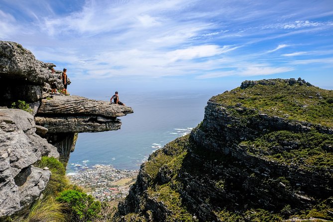 Table Mountain Summit Hike via Kasteelspoort - The climb through fynbos biome in a UNESCO World Heritage setting