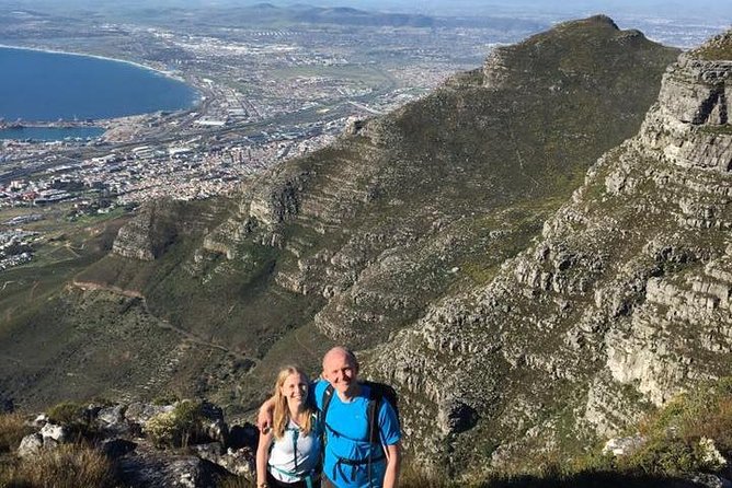 Table Mountain Summit Walk for the Whole Family - PRIVATE - Private pickup plus a small-group summit loop