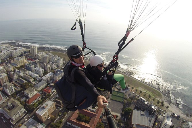 Tandem Paragliding Cape Town Experience TABLE MOUNTAIN PARAGLIDE - Gliding Over Cape Town, Without You Doing the Work