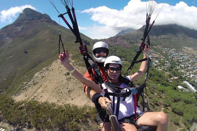 Tandem Paragliding Cape Town Experience TABLE MOUNTAIN PARAGLIDE - Timing, Weather, and Why Your Flight Window Can Change