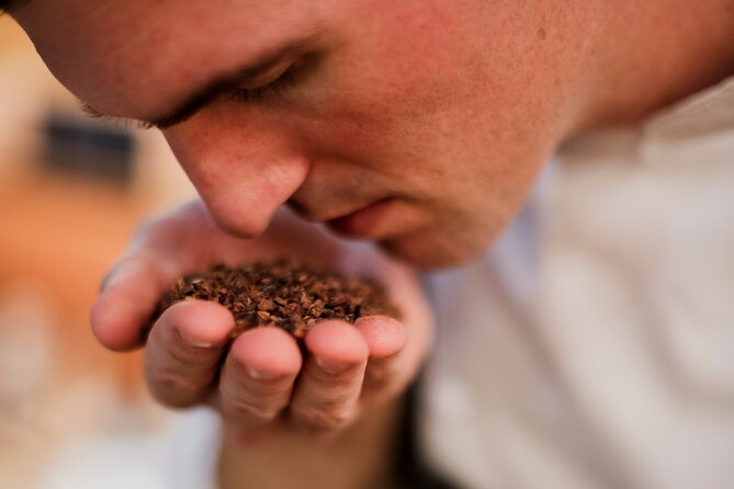 The Art of Chocolate Making Bean-To-Bar Experience in Cape Town - The Biggest Decision Point: Pace and Expectations