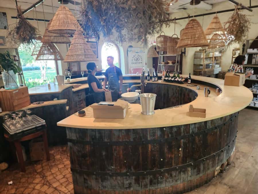 Tour the Winelands: Stellenbosch to Franschhoek - Delaire Graff Cellar Tour: Choosing 3 Wines from Luxury and Premium